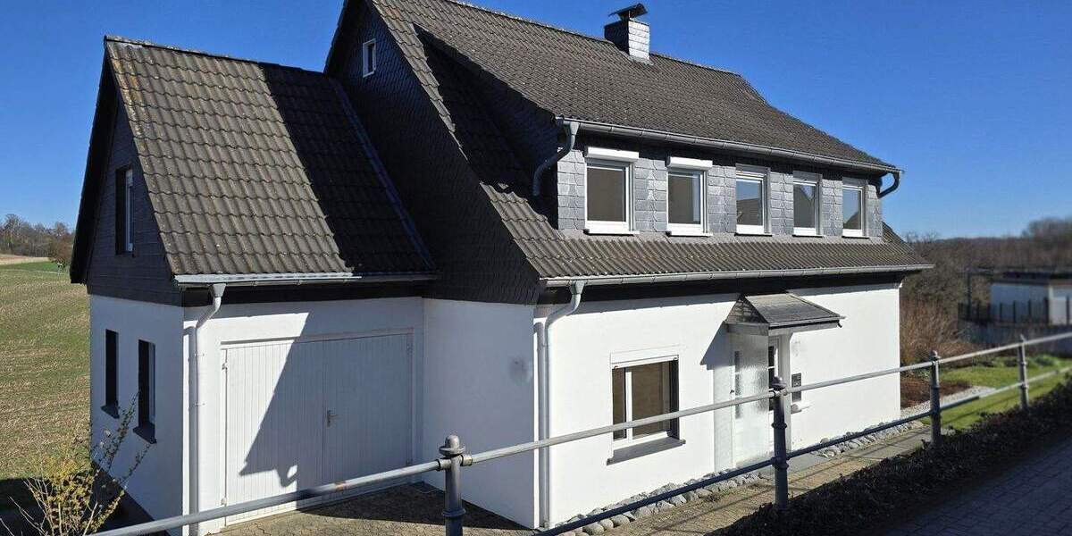 Einfamilienhaus Wülfrath Düssel - 7 Zimmer, 140 m&sup2;, 490.000&euro; | Angebot:25801915