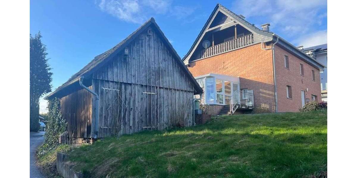 Einfamilienhaus Wipperfürth - 5 Zimmer, 227 m&sup2;, 1.950&euro; | Angebot:26317377