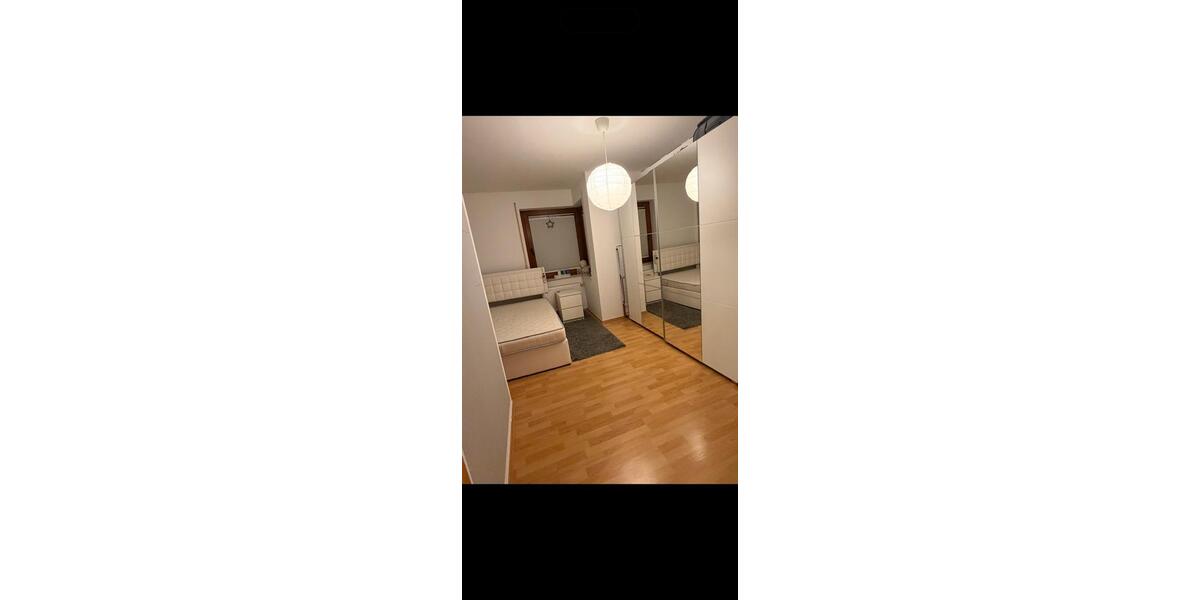 Hochparterre Solingen Aufderhöhe - 2 Zimmer, 70 m&sup2;, 870&euro; | Angebot:25433316