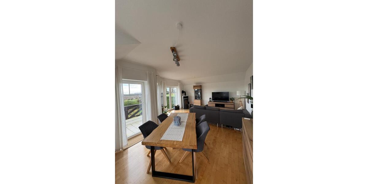 Traumhafte Wohnung mit Fernblick (Küche, Kamin, eigener Eingang) 2 zimmer