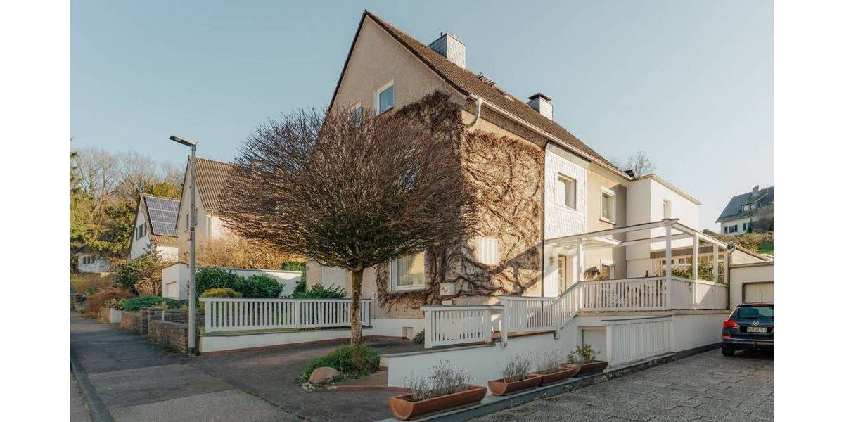 Doppelhaushälfte Bergisch Gladbach Gladbach - 7 Zimmer, 135 m&sup2;, 486.000&euro; | Angebot:26245309