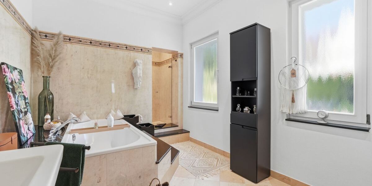 Mit 3D: Historischer Charme trifft modernen Wohnkomfort – umfangreich modernisiertes Einfamilienhaus mit Einliegerwohnung. - Einfamilienhaus Solingen Höhscheid | Angebot:26980800