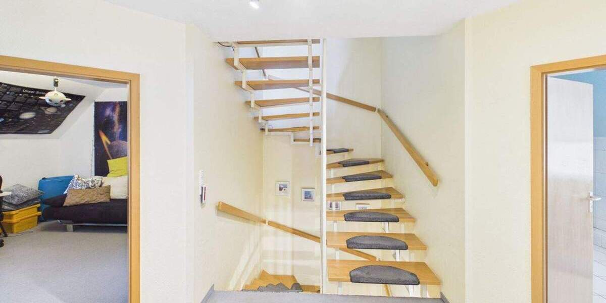 Doppelhaushälfte Solingen Burg - 6 Zimmer, 125 m&sup2;, 475.000&euro; | Angebot:25611356