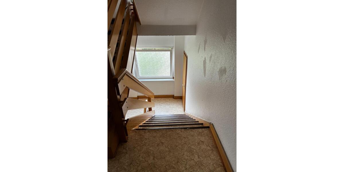 Gepflegtes MFH 9 WE+9 Garagen in Langerfeld Wuppertal ohne Makler zimmer