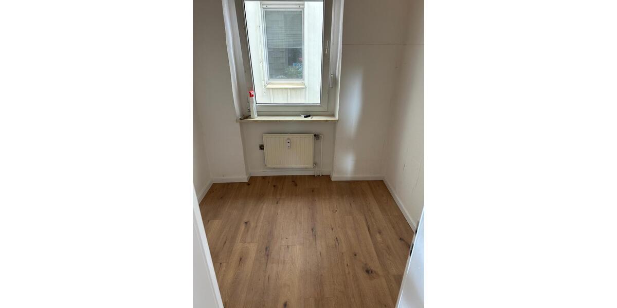 Erdgeschoßwohnung Hagen Hagen-Nord - 3 Zimmer, 85 m&sup2;, 700&euro; | Angebot:25655189