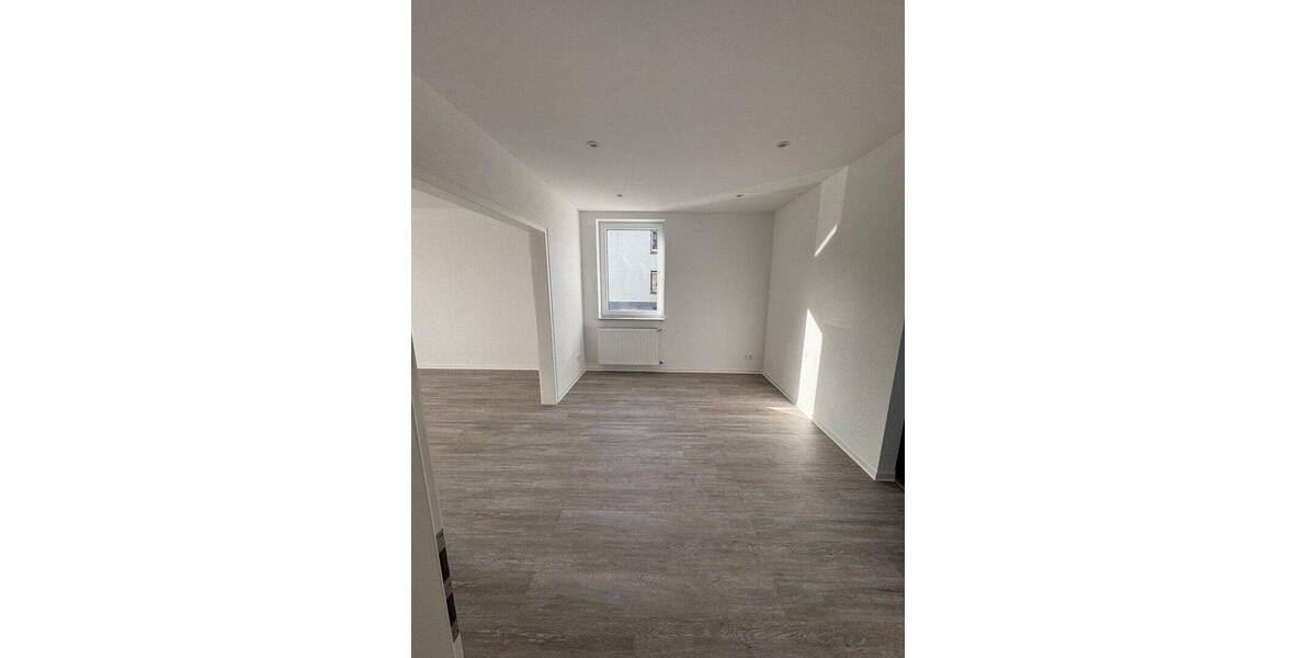 Etagenwohnung Hattingen Winz - 3 Zimmer, 58 m&sup2;, 667&euro; | Angebot:26023389