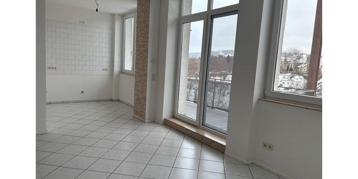 Eigentumswohnung 105 m² ~ 4 Zimmer mit Süd Balkon 4 zimmer