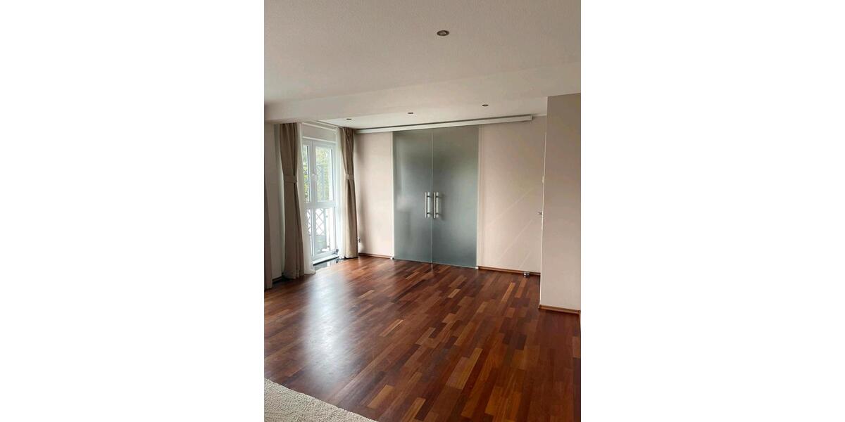 Etagenwohnung Solingen Wald - 4 Zimmer, 105 m&sup2;, 410.000&euro; | Angebot:25765744