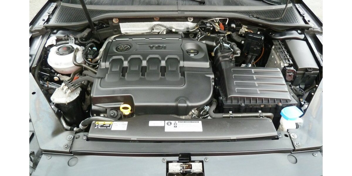 VW Passat 2.0 TDI Highline DSG Alcatara Navi STandh. 110.000 km 16.900 &euro; Ratingen 40885