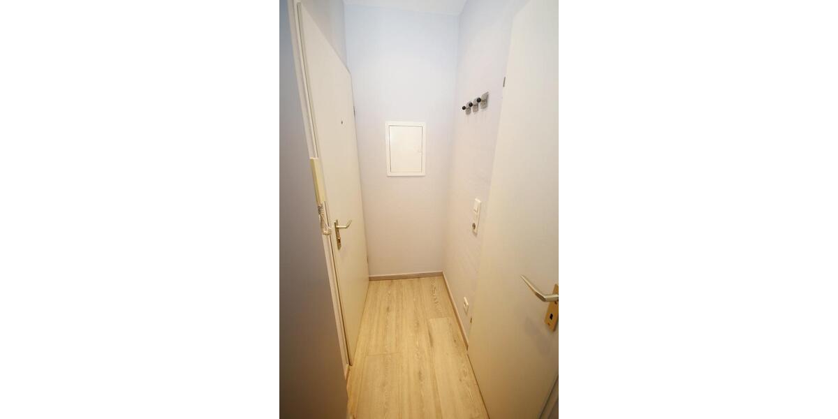Etagenwohnung Düsseldorf Stadtmitte - 1 Zimmer, 29 m&sup2;, 730&euro; | Angebot:26336467