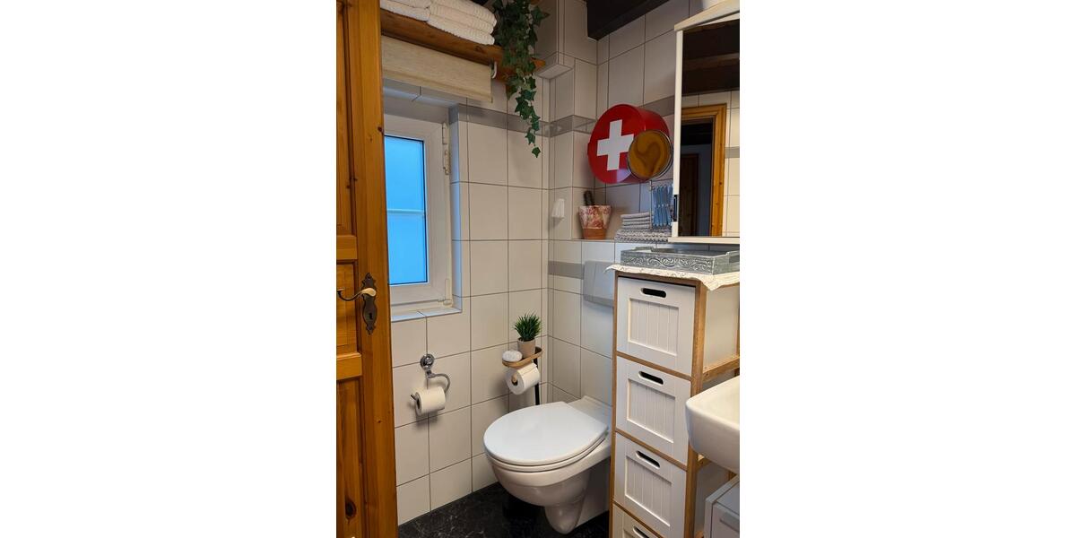 Liebevoll gepflegte bergische Doppelhaushälfte mit großem Garten 3 zimmer