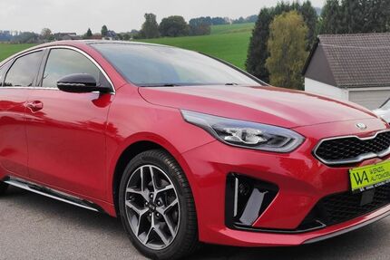 Kia pro ceed / ProCeed 60.703 km 18.695 &euro; Halver 58553