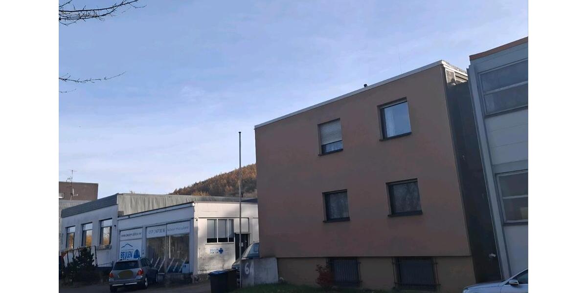 Wohn- und Geschäftshaus zimmer