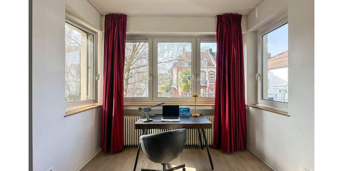 Etagenwohnung Düsseldorf Grafenberg - 3 Zimmer, 100 m&sup2;, 1.300&euro; | Angebot:25820119
