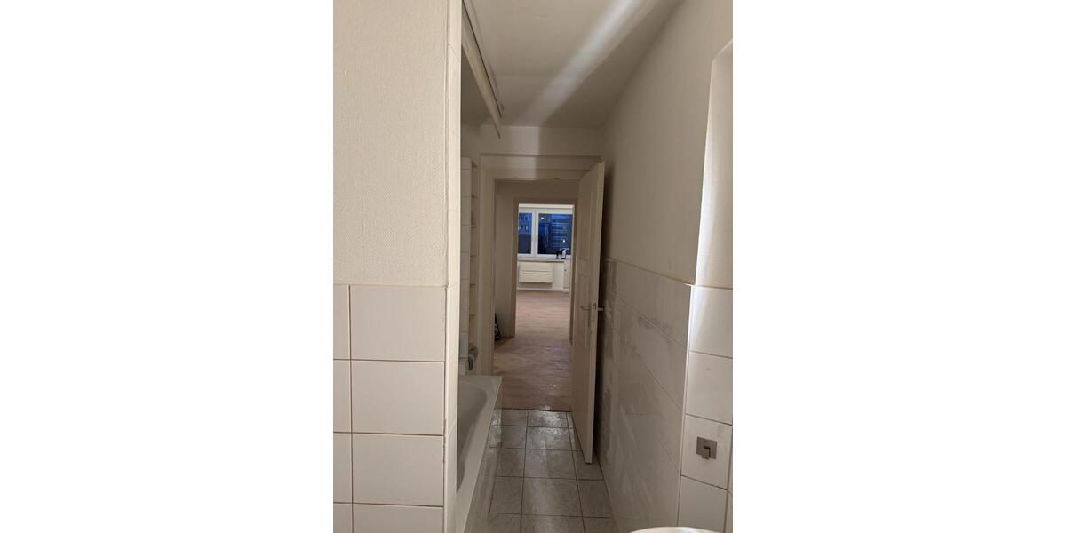 Etagenwohnung Düsseldorf Oberbilk - 2 Zimmer, 58 m&sup2;, 275.500&euro; | Angebot:24950303