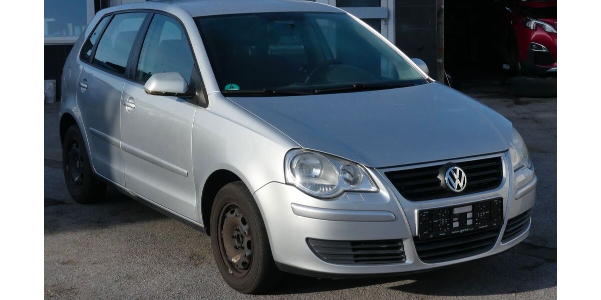 VW Polo 158.000 km 999 &euro; Leverkusen 51379