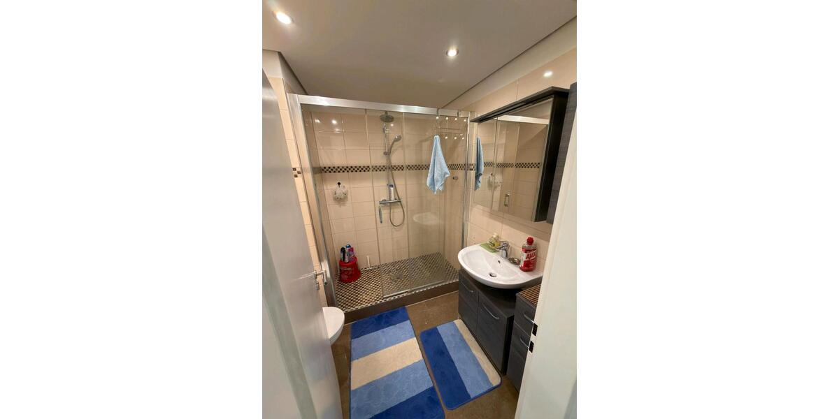 Etagenwohnung Leverkusen Bergisch Neukirchen - 4 Zimmer, 84 m&sup2;, 270.000&euro; | Angebot:24646498