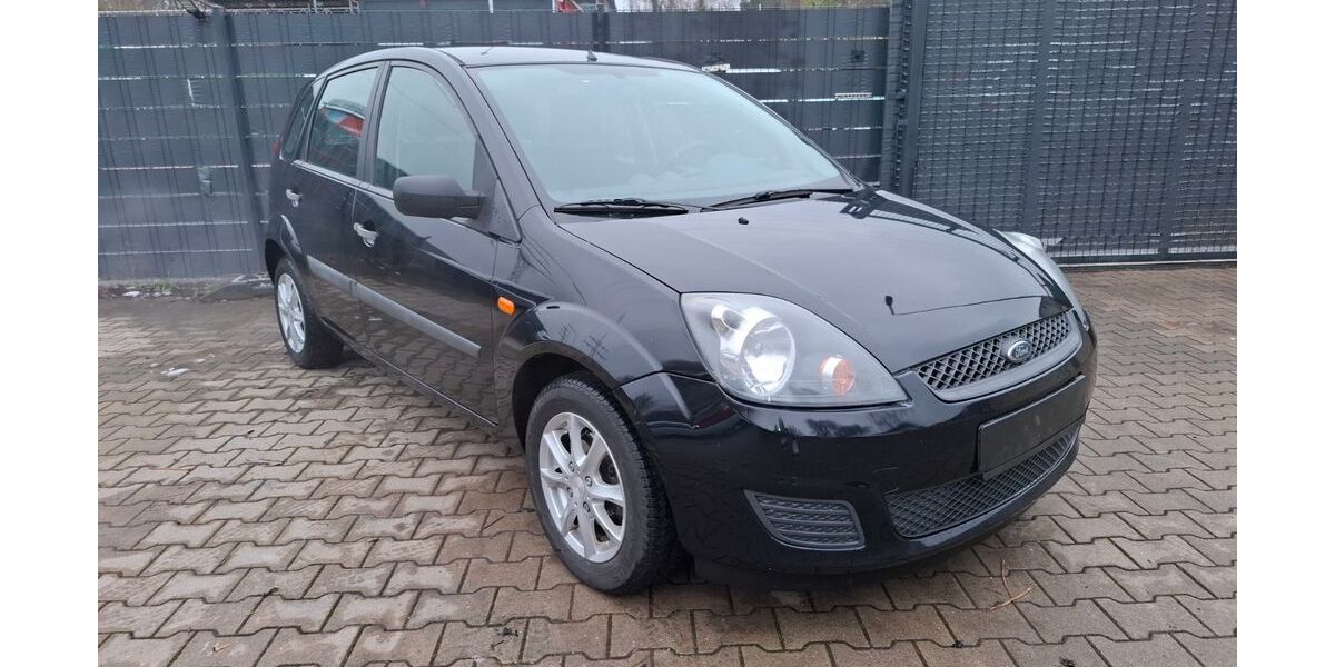 Ford Fiesta 222.000 km 1.399 &euro; Düsseldorf 40627