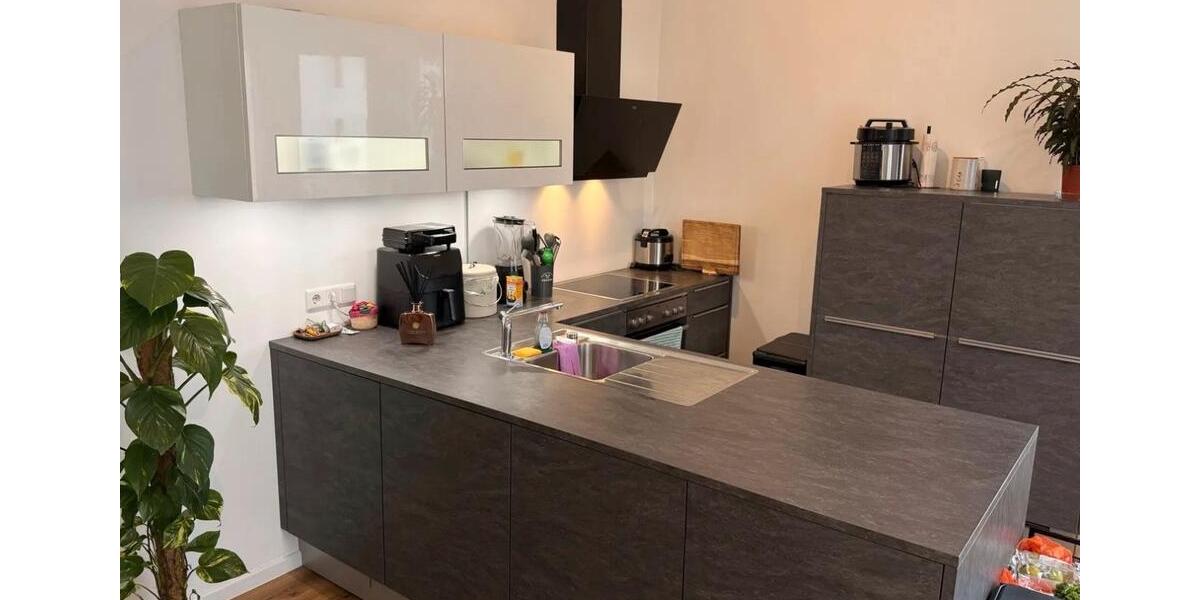 Erdgeschoßwohnung Düsseldorf Stadtbezirk 2 - 2 Zimmer, 95 m&sup2;, 1.050&euro; | Angebot:26413862