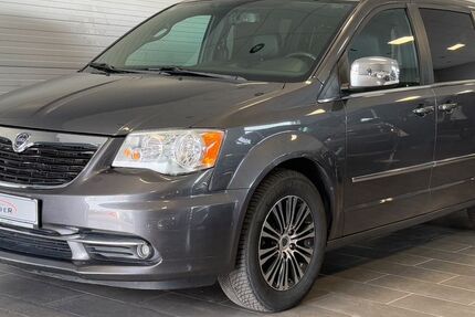 Lancia Voyager 145.265 km 14.890 € Dormagen 41540