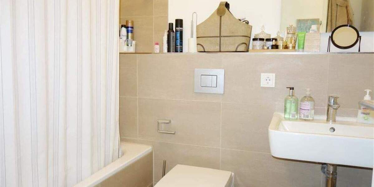 Etagenwohnung Düsseldorf Flingern Nord - 2 Zimmer, 74 m&sup2;, 1.249&euro; | Angebot:25865182