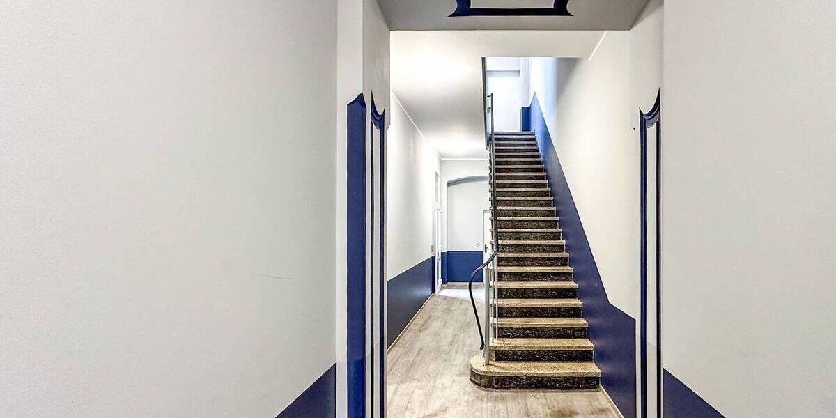 Etagenwohnung Düsseldorf Oberbilk - 2 Zimmer, 58 m&sup2;, 1.200&euro; | Angebot:26902846