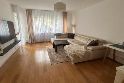 Wohnung Solingen Wald - 2 Zimmer, 75 m&sup2;, 910&euro; | Angebot:25146704