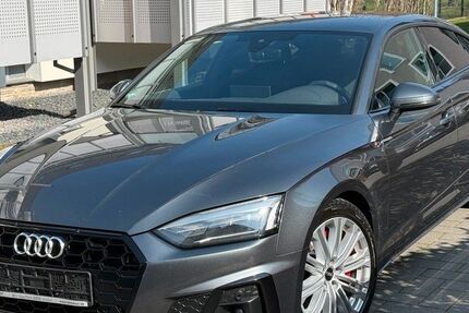 Audi A5 198.000 km 23.940 &euro; Düsseldorf 40468