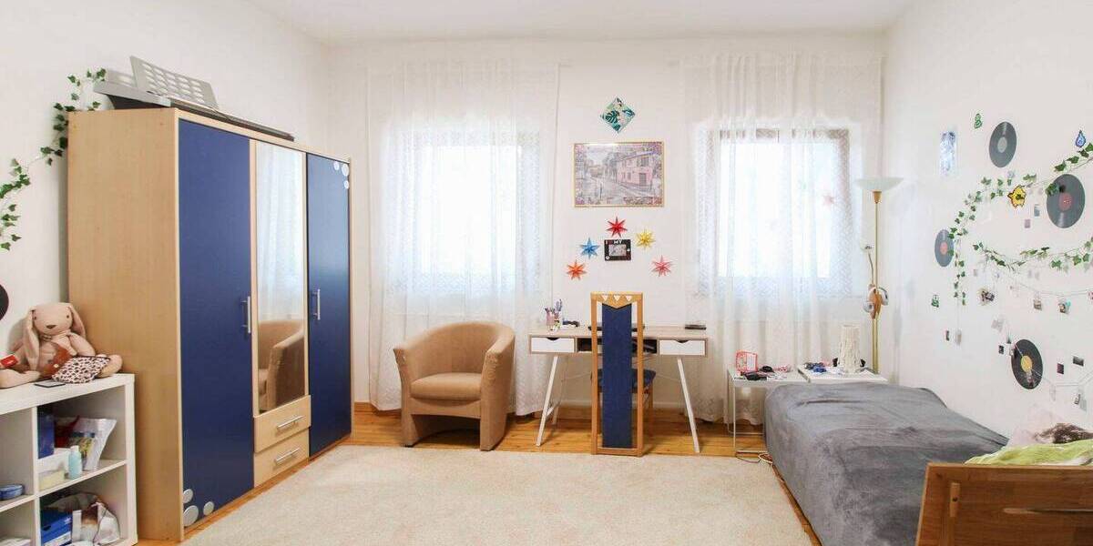 Etagenwohnung Hattingen Niederbonsfeld - 3 Zimmer, 83 m&sup2;, 149.000&euro; | Angebot:26929998