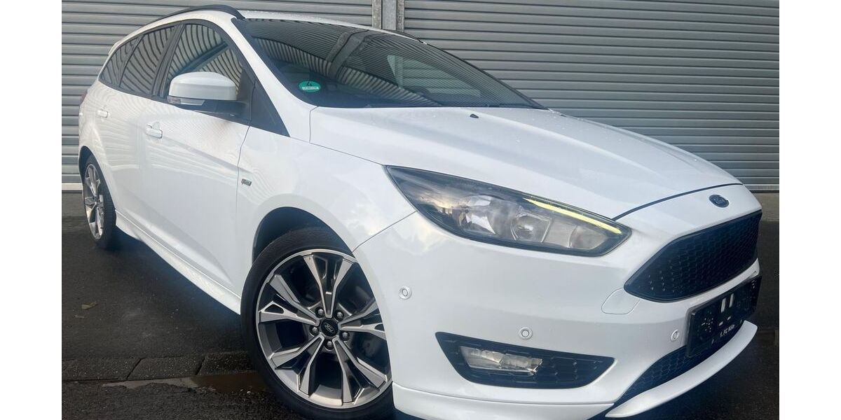 Ford Focus 69.000 km 11.990 &euro; Wuppertal 42285