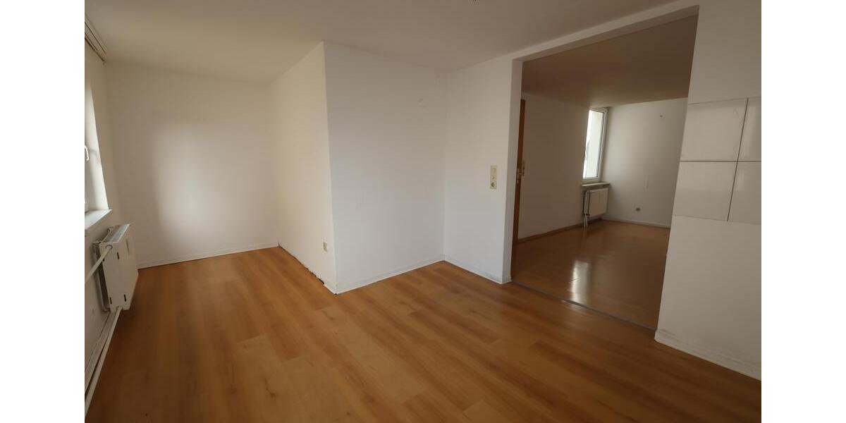 Erdgeschoßwohnung Hagen Hagen-Nord - 3 Zimmer, 85 m&sup2;, 700&euro; | Angebot:25655189