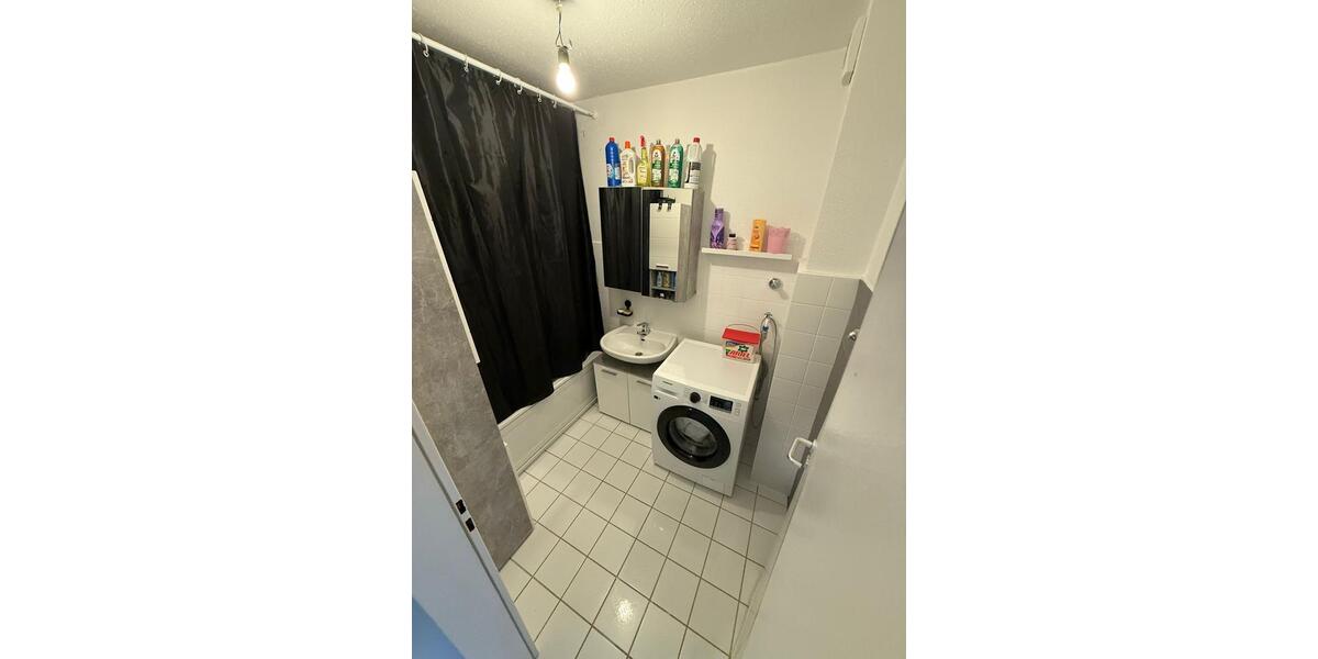 Ruhige 3 Zimmer Wohnung mit Balkon in Leverkusen 3 zimmer