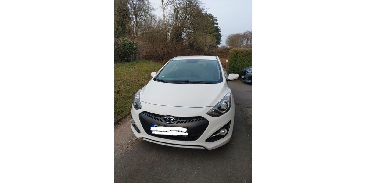 Hyundai i30 198.300 km 3.000 &euro; Wermelskirchen 42929