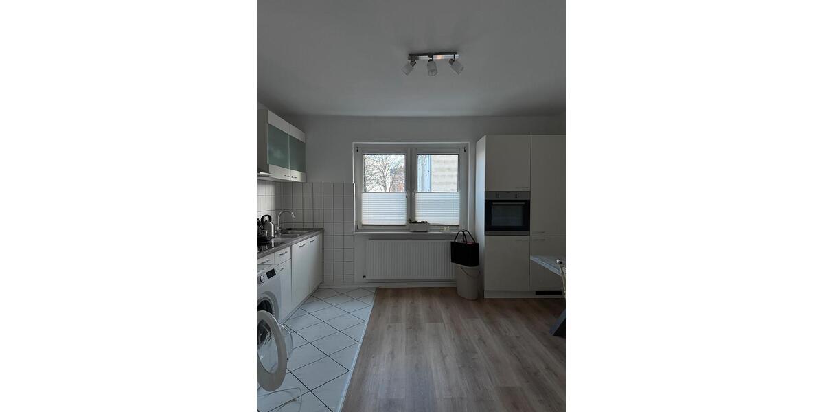 Erdgeschoßwohnung Düsseldorf Stadtbezirk 8 - 2 Zimmer, 52 m&sup2;, 590&euro; | Angebot:25721940
