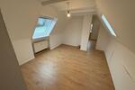 Dachgeschoßwohnung Leverkusen Bergisch Neukirchen - 2.5 Zimmer, 50 m&sup2;, 550&euro; | Angebot:26423991