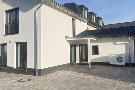 Haus Düsseldorf Kalkum - 3 Zimmer, 100 m&sup2;, 790.000&euro; | Angebot:24311901