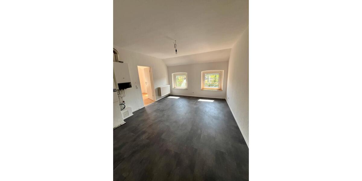 Dachgeschoßwohnung Wuppertal Dornap - 3 Zimmer, 100 m&sup2;, 700&euro; | Angebot:26414550
