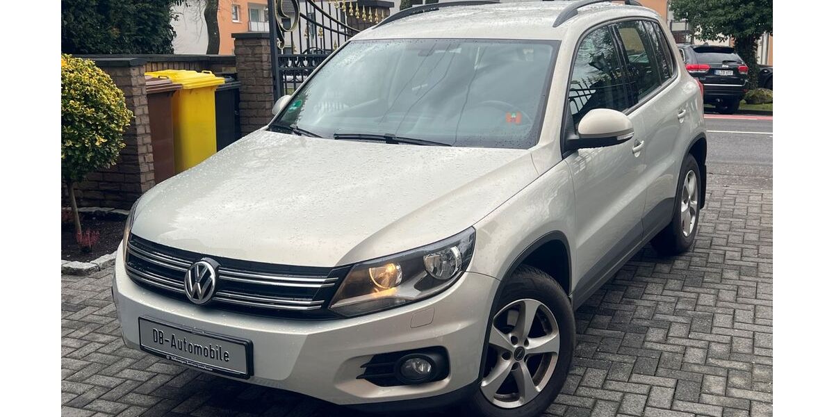 VW Tiguan 125.600 km 10.999 &euro; Bergisch Gladbach 51469