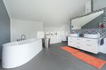 +++ 3439 - Architekten-Penthouse in begehrter Villenlage von GL-Hebborn +++ zimmer