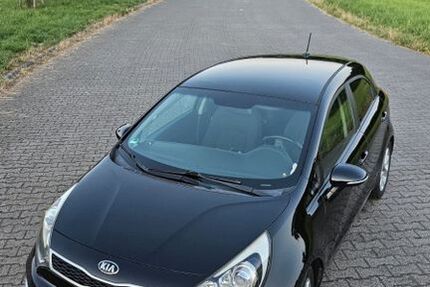 Kia Rio 136.000 km 6.900 &euro; Hagen 58119
