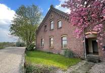 Büro in Krefeld 640 € 122 m²