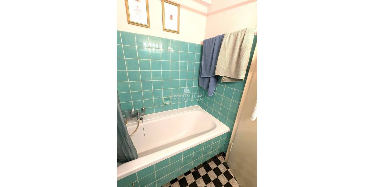 Etagenwohnung Düsseldorf Pempelfort - 2 Zimmer, 57 m&sup2;, 650&euro; | Angebot:26276670