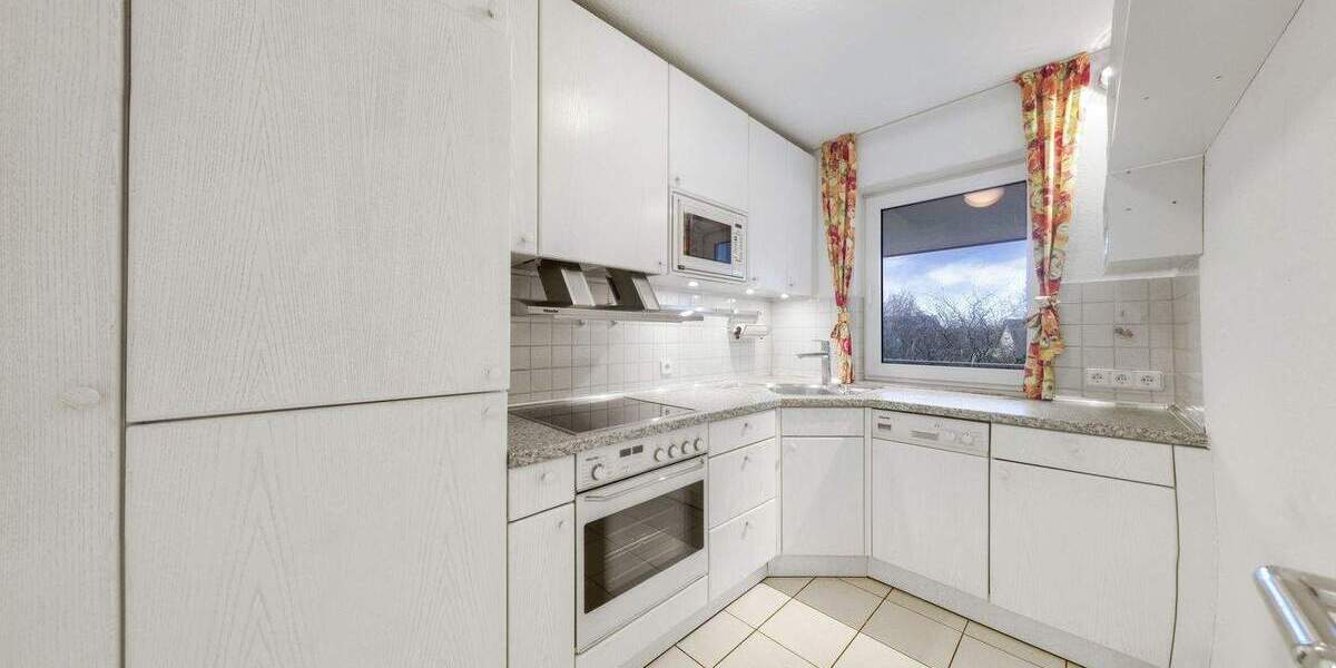 Helle und freundliche Wohnung mit Blick über Leichlingen und 2 Stellplätzen 3 zimmer