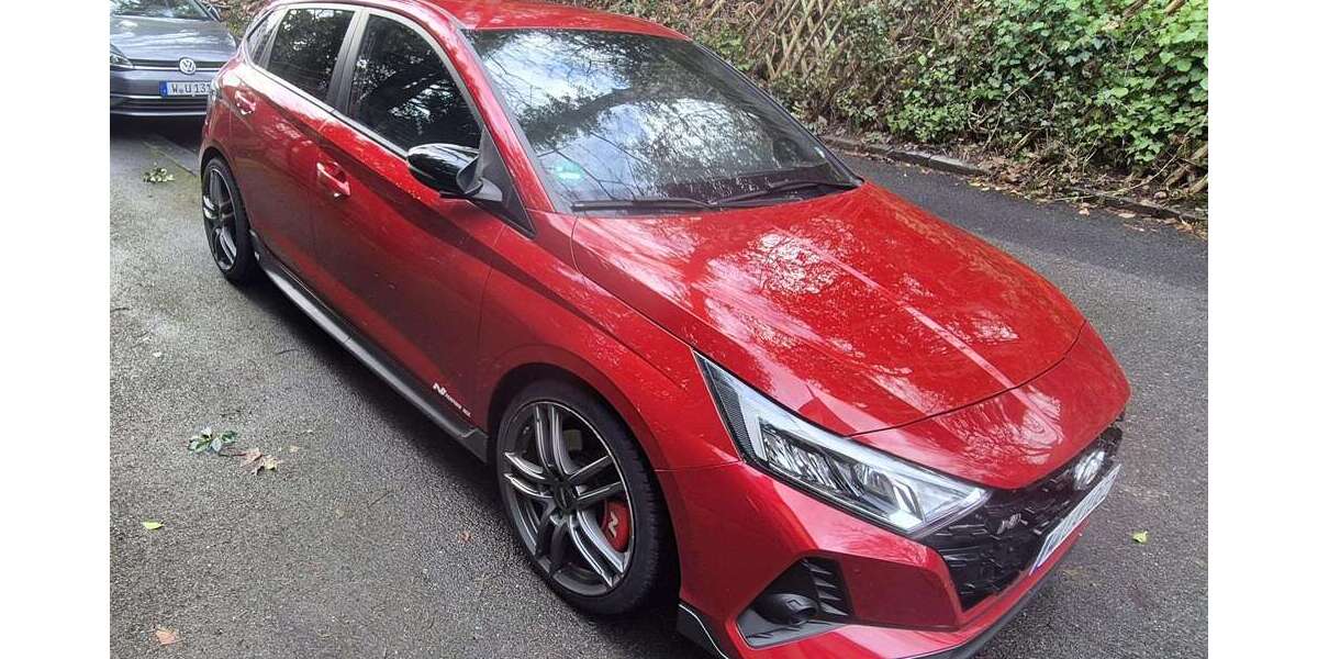 Hyundai i20 24.031 km 23.999 &euro; wuppertal 42289