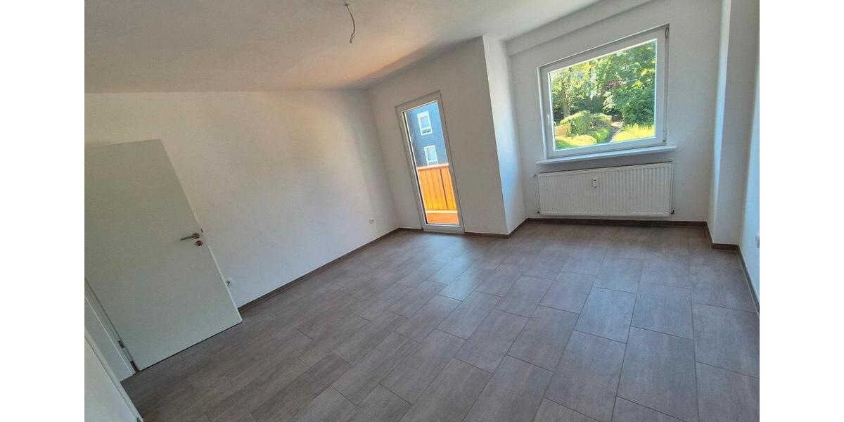 schöne helle 70qm Wohnung m.Balkon in RS Lennep zu vermieten 3 Zi 3 zimmer