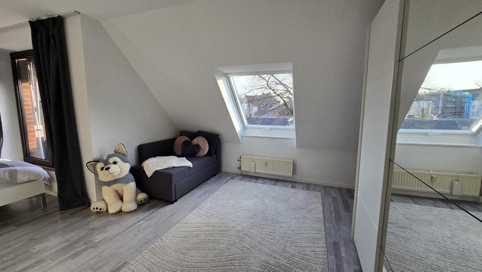Dachgeschoßwohnung Solingen Ohligs - 2 Zimmer, 57 m&sup2;, 170.000&euro; | Angebot:26877057