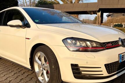 VW Golf 111.115 km 13.400 &euro; Gevelsberg 58285