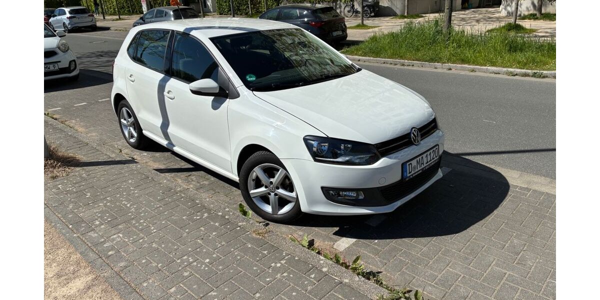 VW Polo 111.200 km 5.900 &euro; Düsseldorf 40477