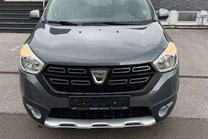 Dacia Lodgy 164.000 km 8.700 &euro; Remscheid 42899