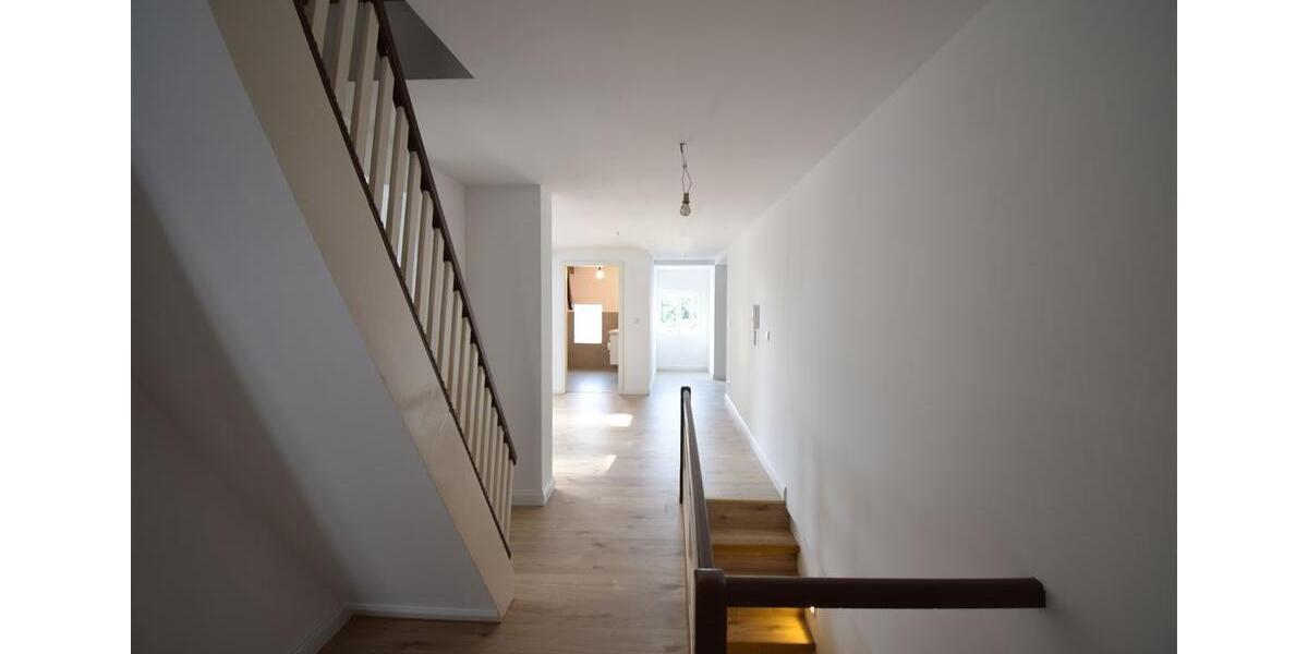Etagenwohnung Velbert Langenberg - 3 Zimmer, 105 m&sup2;, 940&euro; | Angebot:14131574